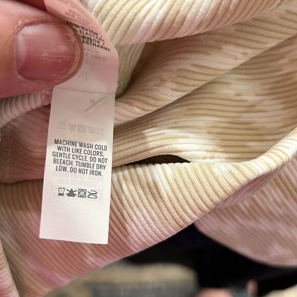 Aerie Offline Tan and White ribbed 7/8 leggings NWT size medium - Picture 12 of 14